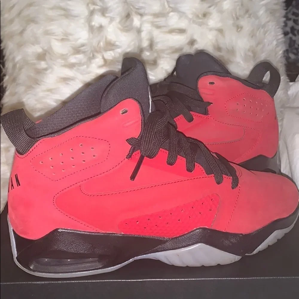 Air jordan 13 retro black university red‎
